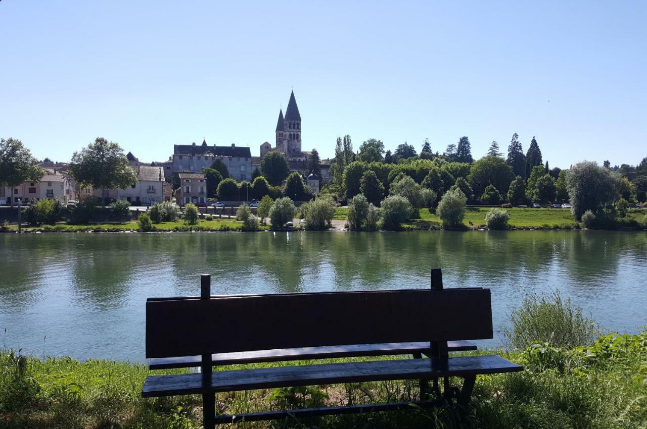 Tournus Belle Maison Vue Sur Saone Exterior photo